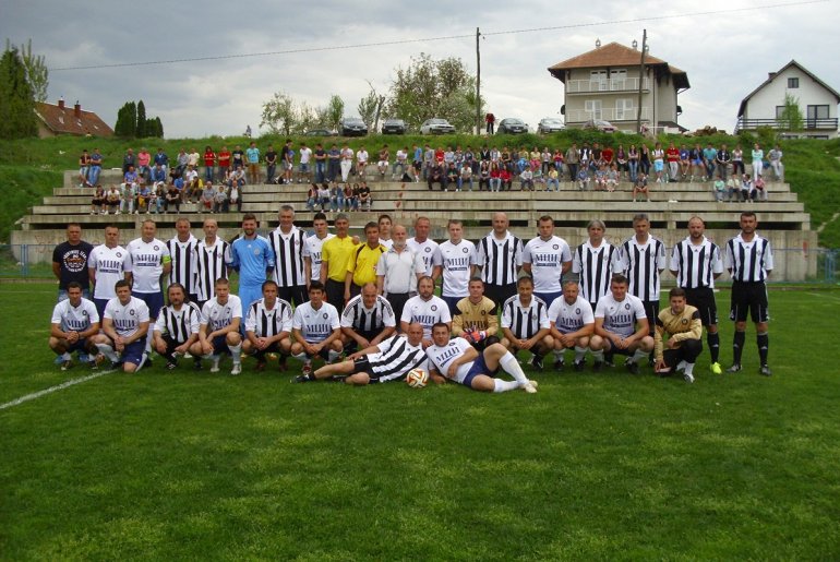 Veterani FK Partizan i ekipa Vojvode (foto: Aleksandar Kovačević)