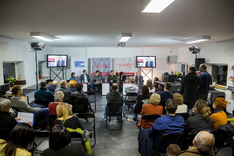 Istinomer forum u Valjevu (foto: Đorđe Đokovć)