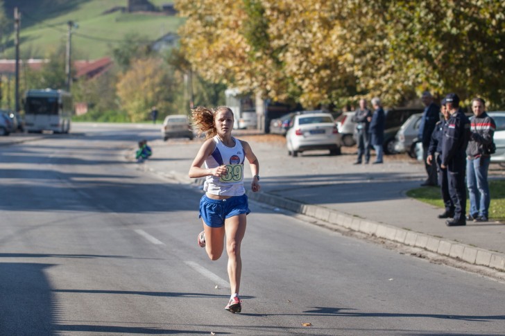 Prvoplasirana seniorka, Ana Sekulić