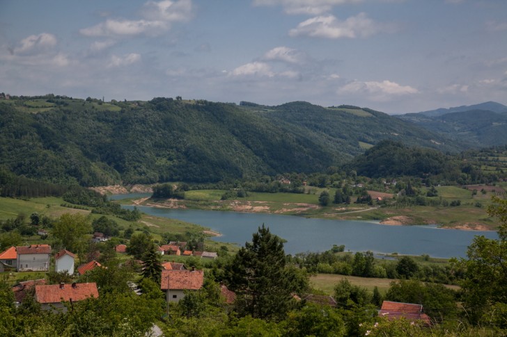 Jezero akumulacije Rovni