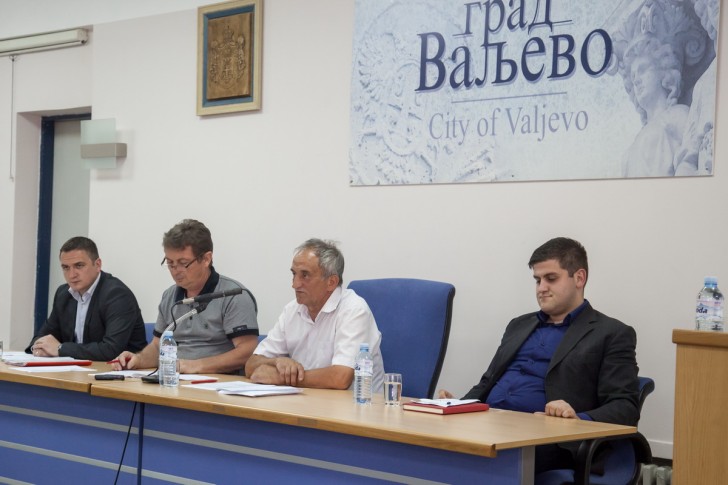 Najmlađi i najstariji odbornici i sekretar starog saziva