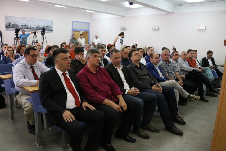 Gvozdenović, Jeremić i članovi Gradskog veća
