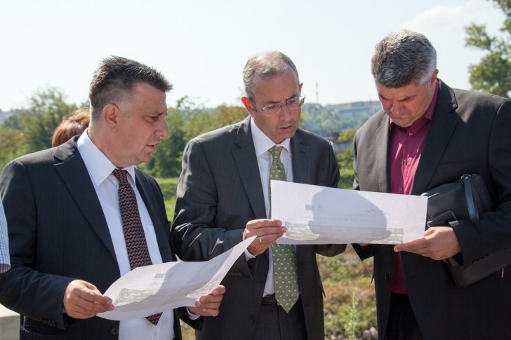 Slobodan Gvozdenović, Majkl Devenport i Dragan Jeremić