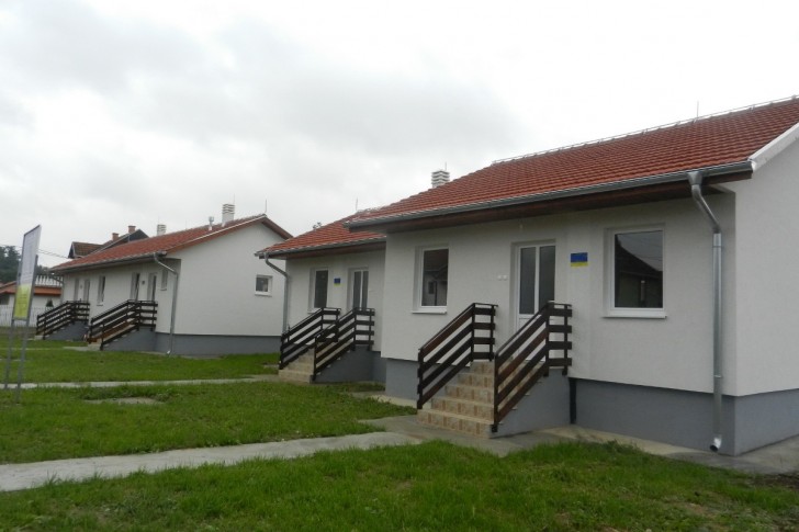 Montažne kuce