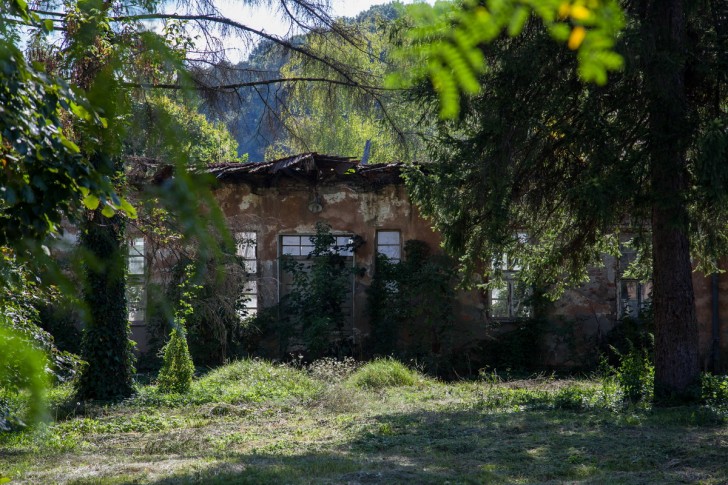 Kasarna Kadinjača