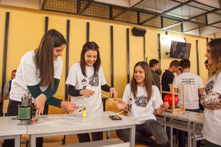 Festival nauke Valjevske gimnazije 