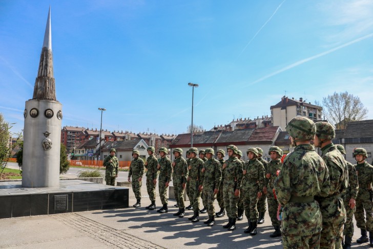 Spomenik pilotu Milenku Pavloviću