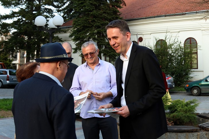 Saša Radulović sa građanima
