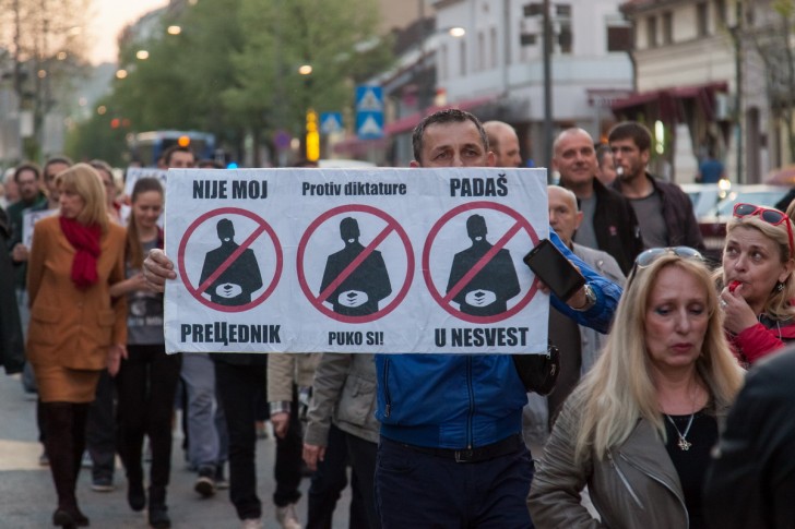 Protest protiv diktature