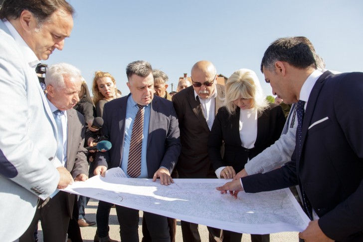 Razgledanje projekta deonice do Koridora 11 
