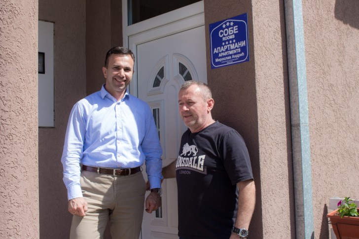 Boban Janković i vlasnik apartmana