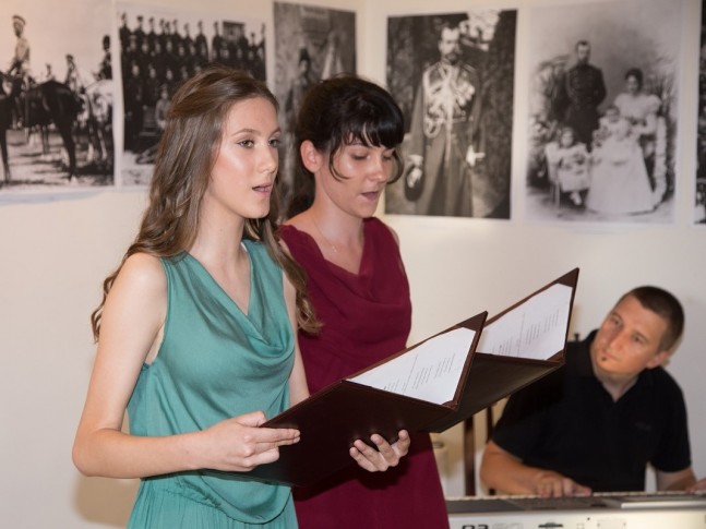 Jovana Ðordević, Miona Živanović i Dejan Matić