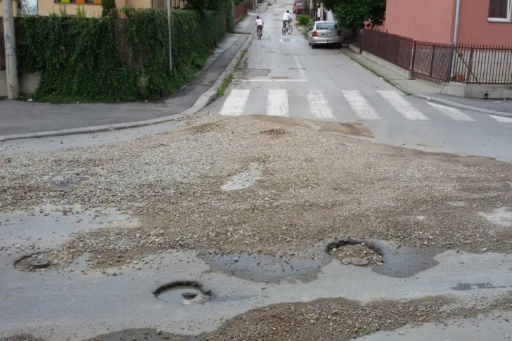 Ugao Dušanove i Petra Molera