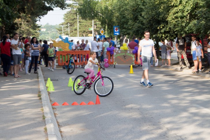 Manifestacija Počni na dva točka 