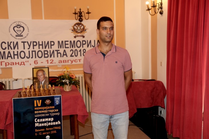 Vanja Manojlović