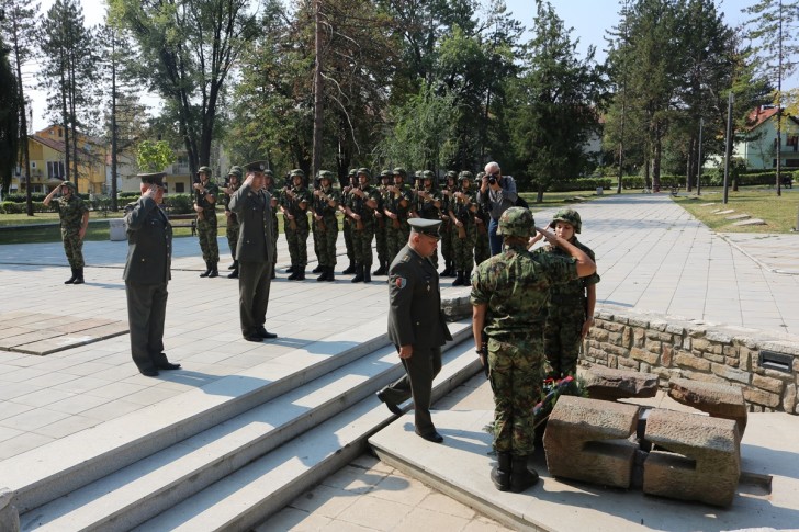 Polaganje venaca
