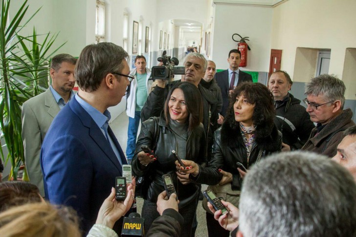 Aleksandar Vučić sa novinarima u Valjevu (2016.)