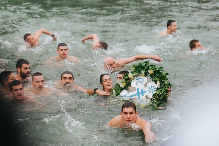 Plivanje za Časni krst