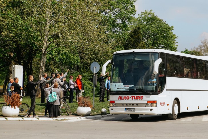 Aktivisti Lokalnog fronta Va ispratili naprednjake na miting