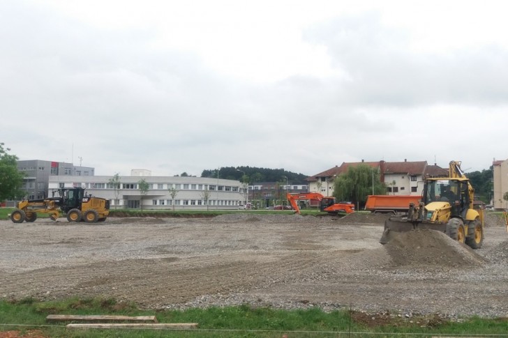 Trenutni radovi na fudbalskom igralištu