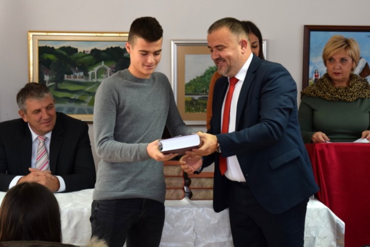 Nagrade za najbolje