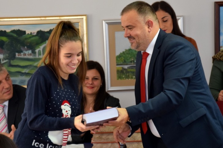 Nagrade za najbolje
