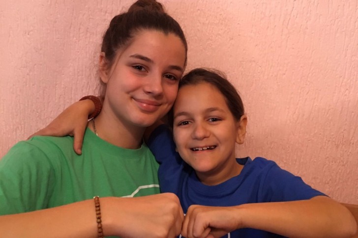 Nevena i Elena Stanojlović