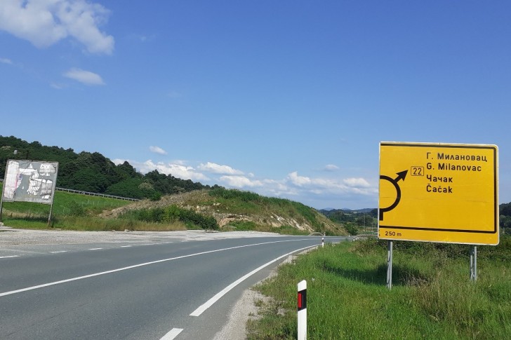 Kružni tok u selu Dići