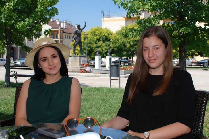 Nevena Mihailović i Tara Mitrović