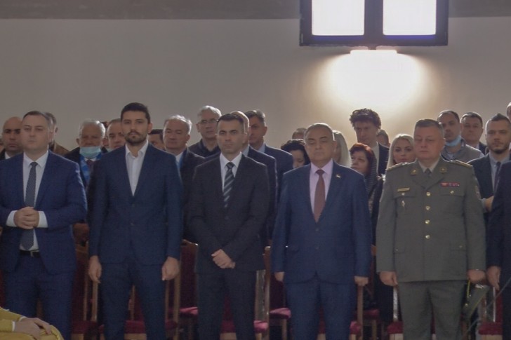 Zvaničnici u Hramu Vaskrsenja Hristovog 
