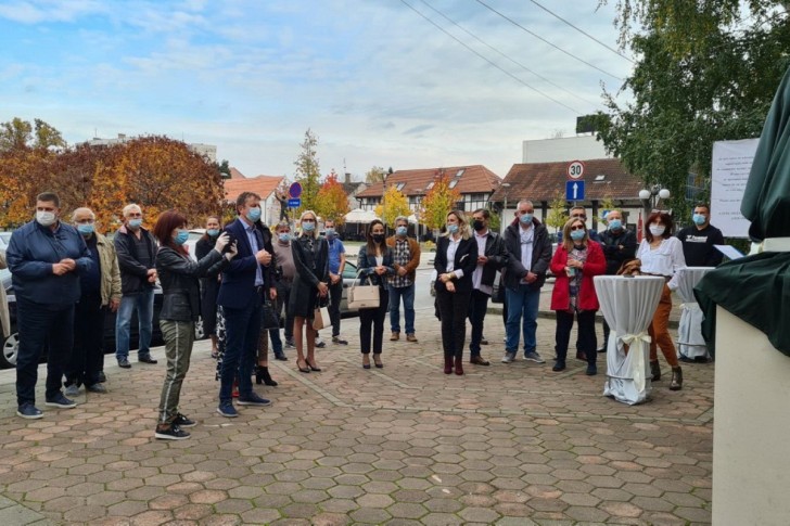Otkrivanje biste