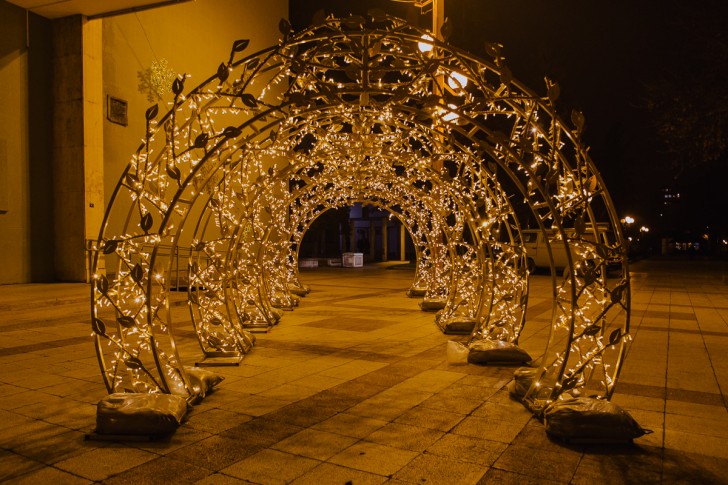 Svetleći tunel