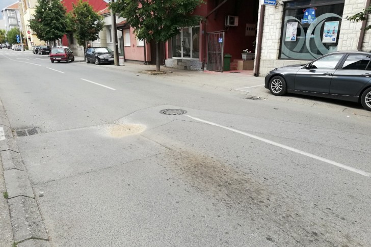 Rupa u Pantićevoj kod broja 114