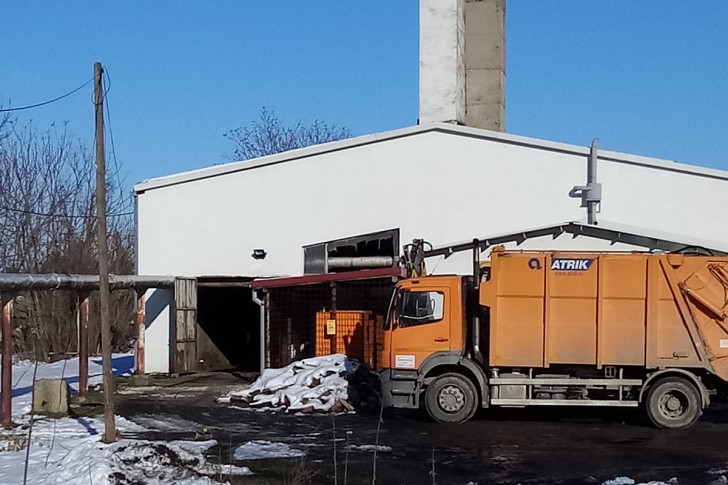 Česta slika, smećari ispred kotlarnice