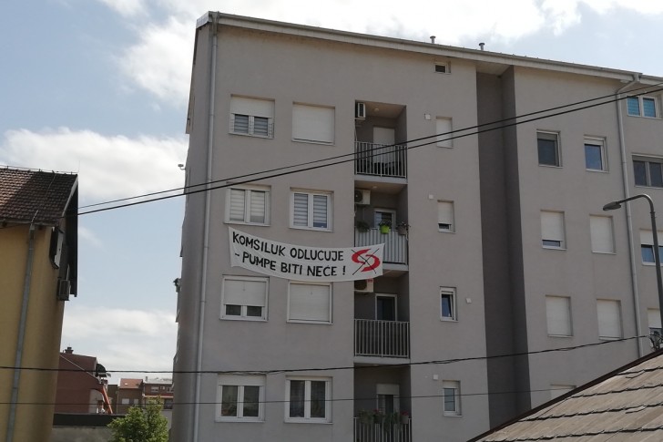 Komšije protiv pumpe