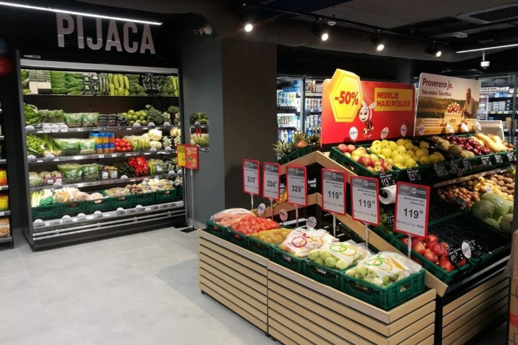 Maxi supermarket na Divčibarama