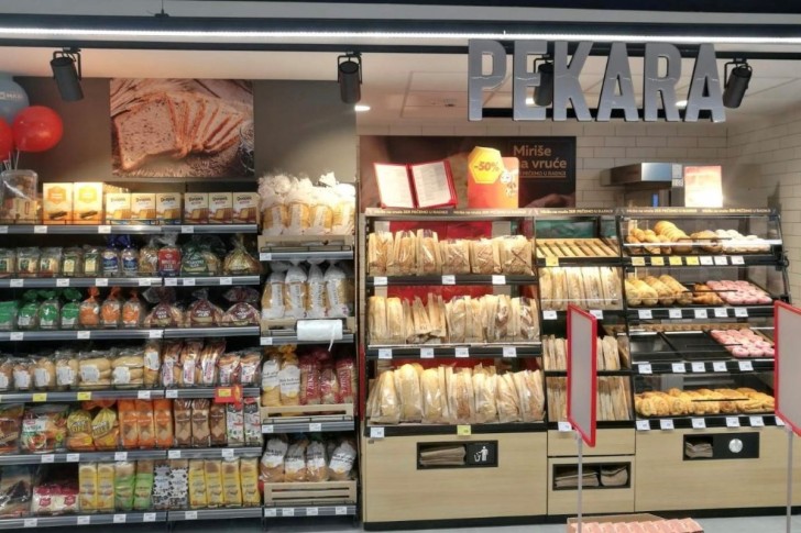 Maxi supermarket na Divčibarama