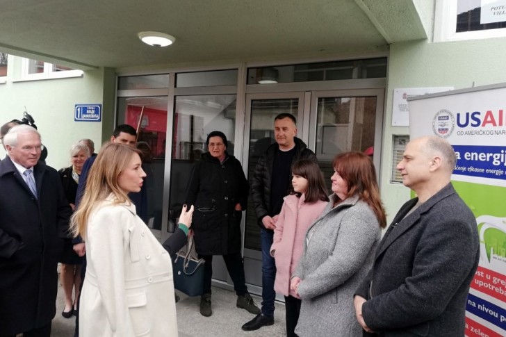 Ministarka Đedović i građani