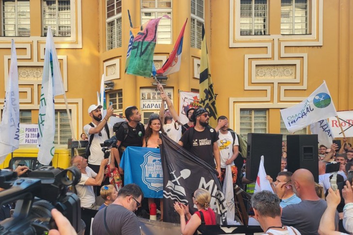 Protest u Loznici
