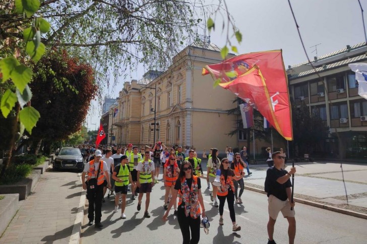 Protestni marš od Valjeva do Novog Sada