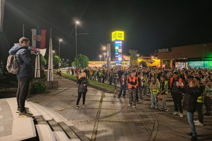 Protest ispred Policijske uprave