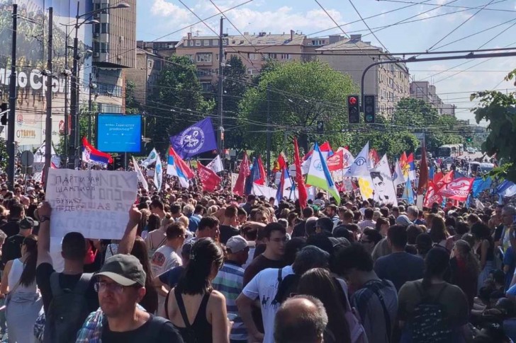 Protest studenata i sindikata u Beogradu