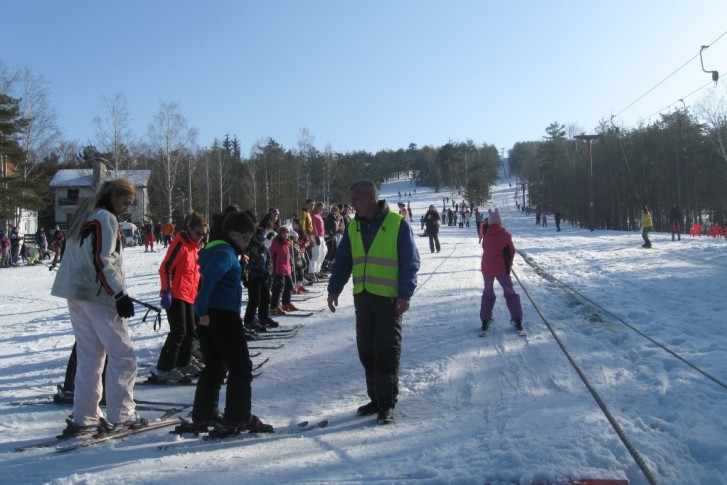 Bebi ski lift