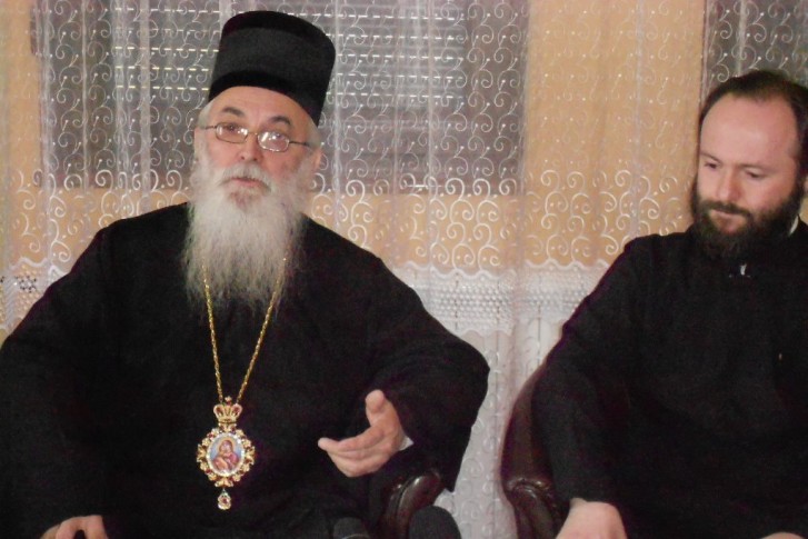 Vladika Milutin i sekretar eparhije Saša Maksimović