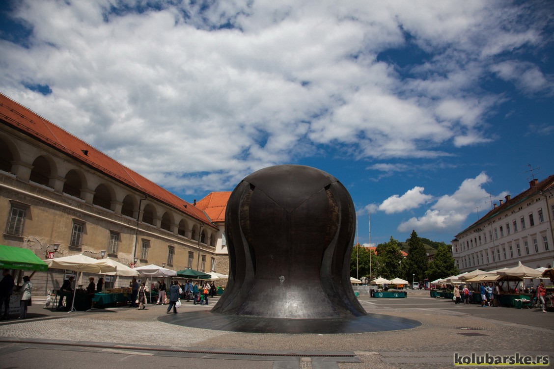 Spomenik učesnicima NOB-a
