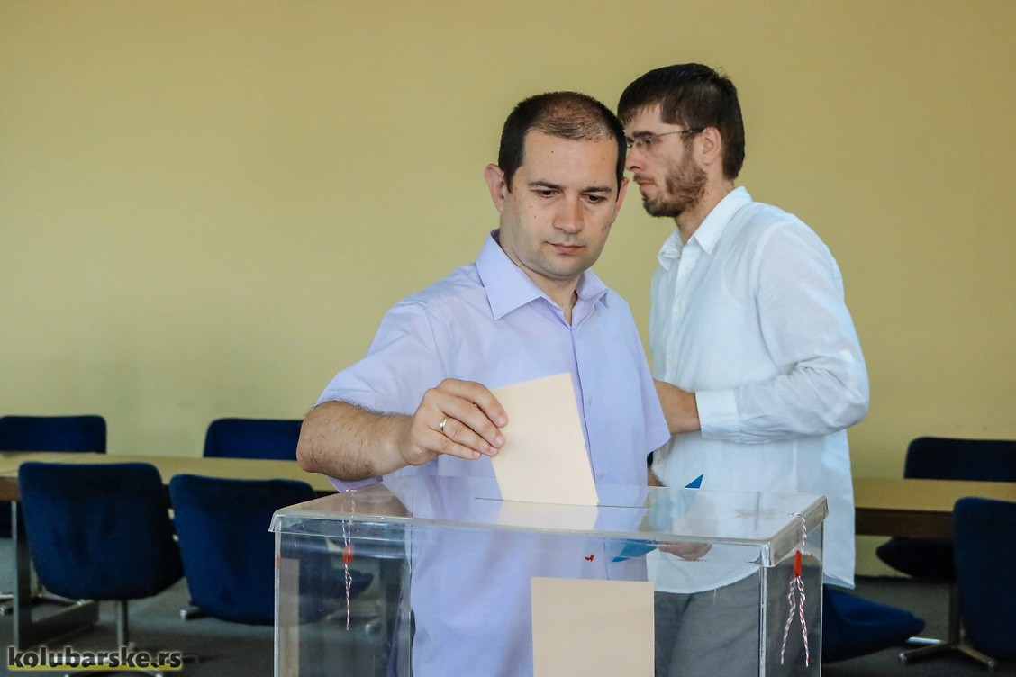 Duško Rakić