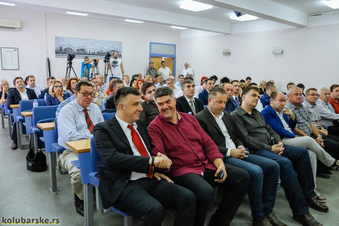Gradonačelnik, zamenik i članovi gradskog veća