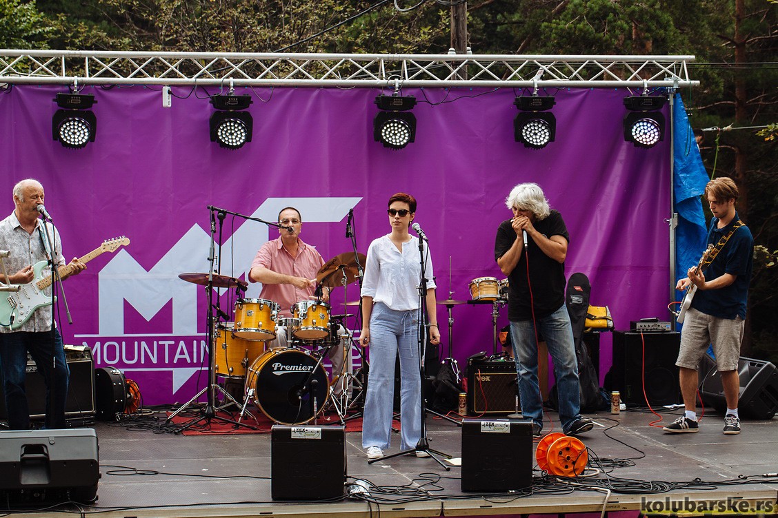 Mountain music fest