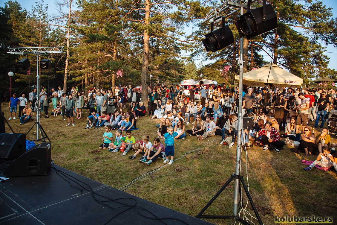 Mountain music fest