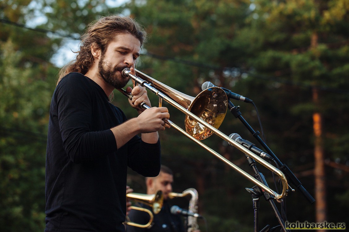 Mountain music fest